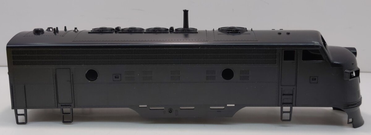 P&D Hobby Shop F900 O Undecorated "Atlas" F-9A Shell LN/Box