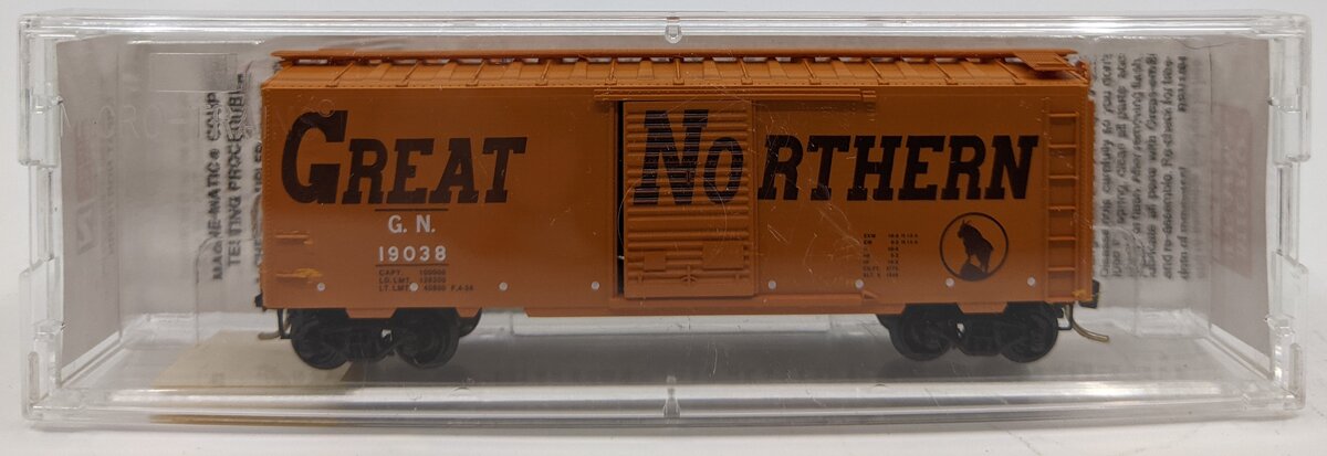 Micro-Trains 02000166 N Great Northern 40' Standard Single Door Boxcar #19038