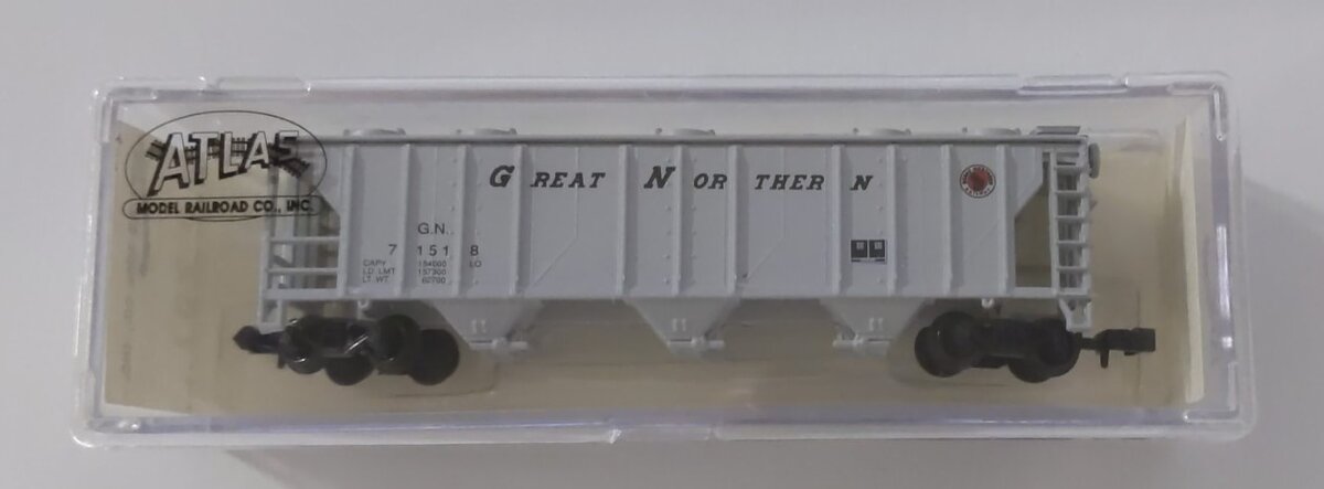 Atlas 3731 N Scale Great Northern 3-Bay Covered Hopper #71518