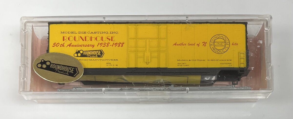 Roundhouse 8397 N Scale Roundhouse 50th Anniversary Box Car Kit