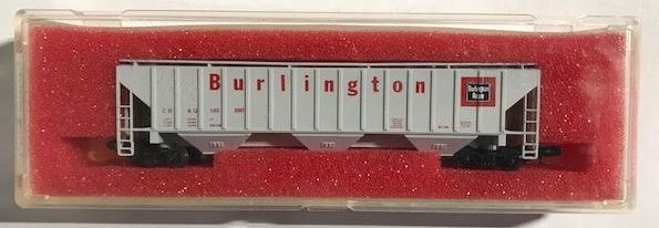 Precision Masters 1528 N Scale CB&Q 3 Bay Covered Hopper Car #185090 LN/Box