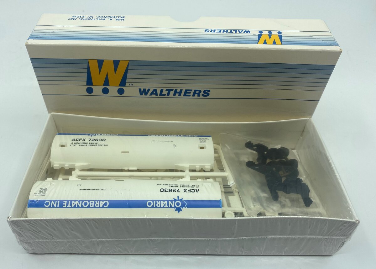 Walthers 932-5156 HO Scale 40' Tank Car Ontario Carbonate Inc. Road # 72630 Kit