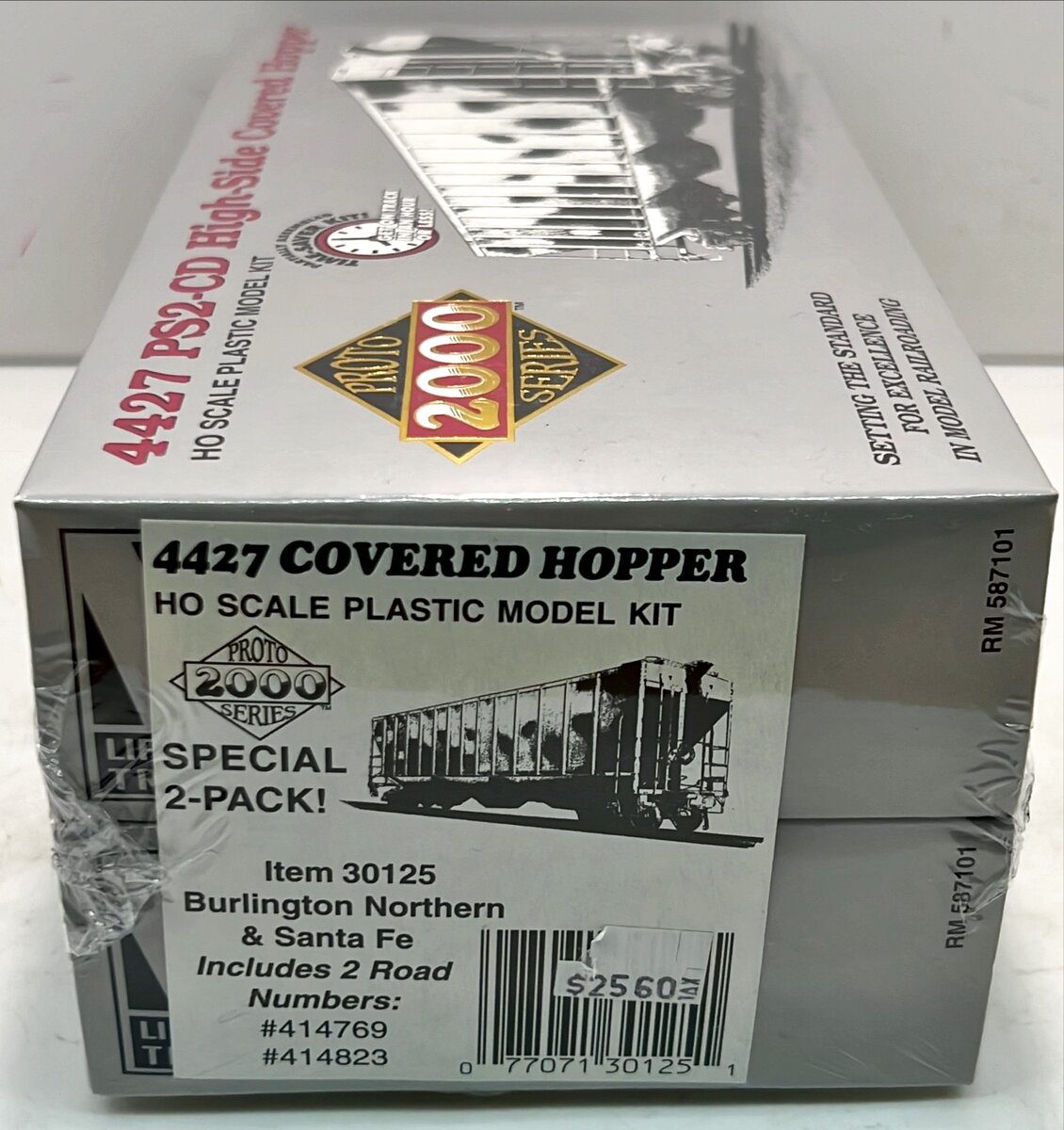 Proto 2000 30125 HO BNSF Covered Hopper Kit (Pack of 2)