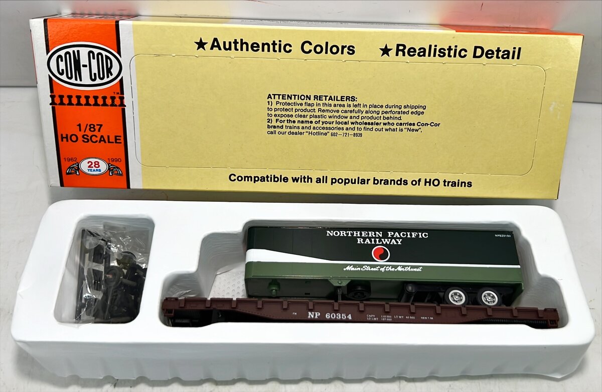 Con-Cor 0001-9162 HO Northern Pacific 54' TOFC Flatcar w/ Trailer Kit