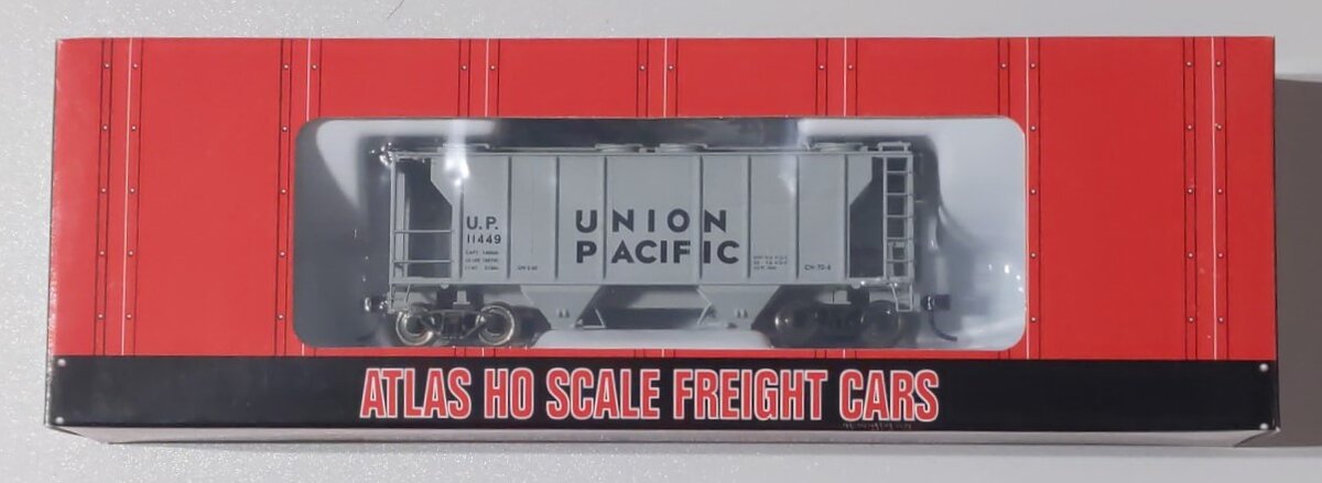 Atlas 1807-2 HO Scale Union Pacific PS-2 Covered Hopper #11449 LN/Box