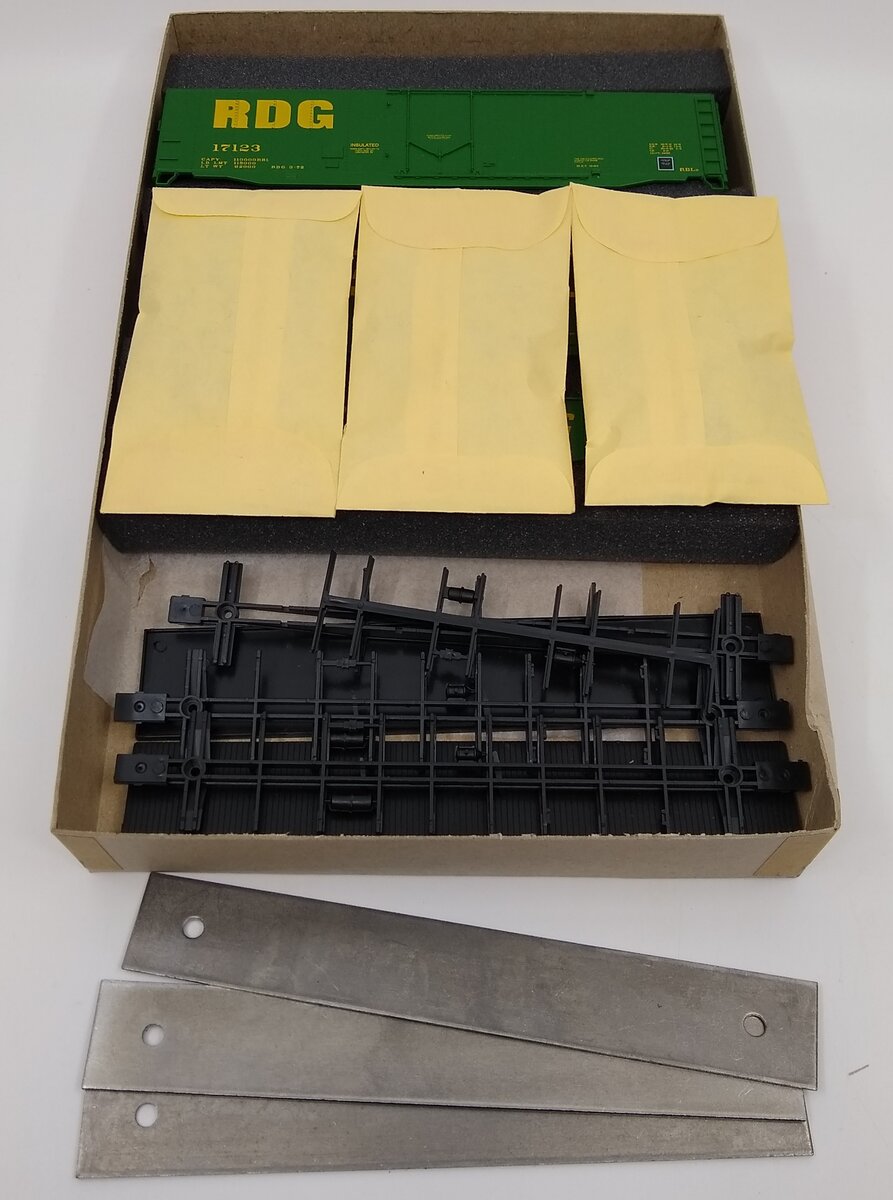 Athearn 2307 HO Scale Reading Company 50' Box Car & Gondola Kit (Set of 3)