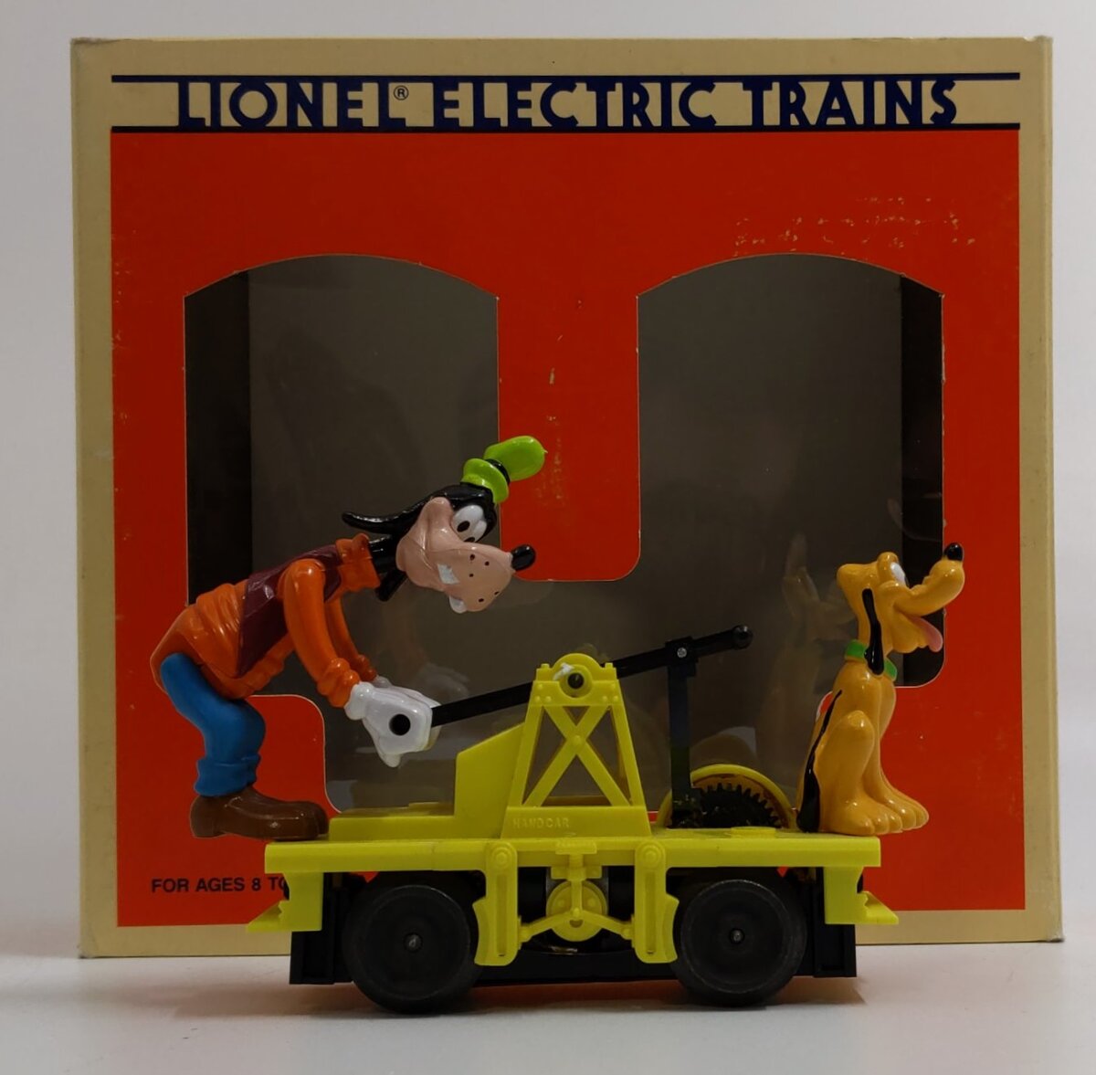 Lionel 6-18425 O Gauge Disney Goofy & Pluto Operating Handcar LN/Box