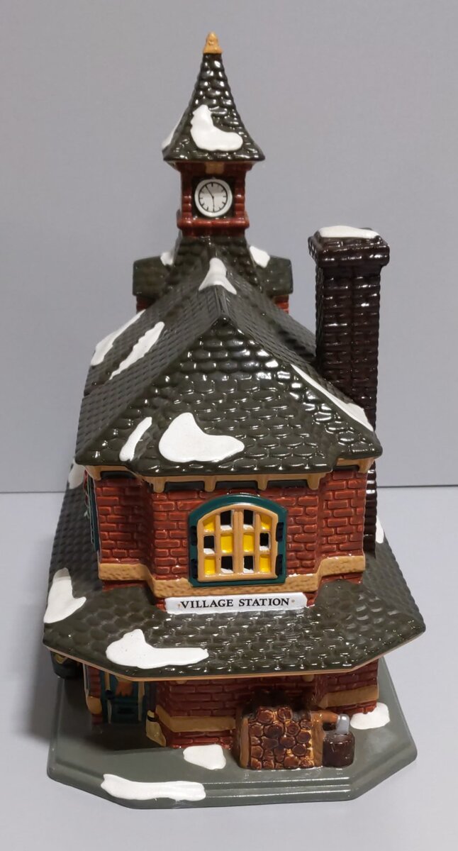 Dept 56 5438-0 The Original Snow Village - Village Station LN/Box