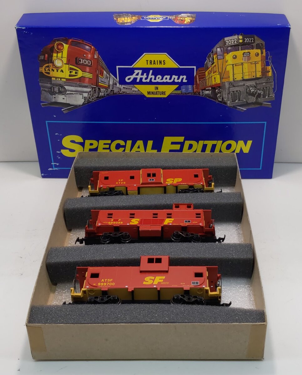 Athearn 2325 HO SPSF Merger Caboose (Set of 3)