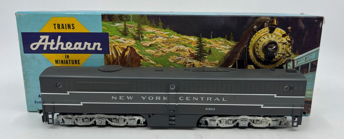 Athearn 3363 HO New York Central PB-1 Dummy Diesel Locomotive #4303 LN/Box