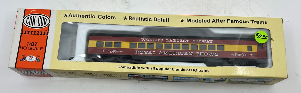 Con-Cor 0001-000908 HO Royal American Shows 72' Coach Car # 21 Kit