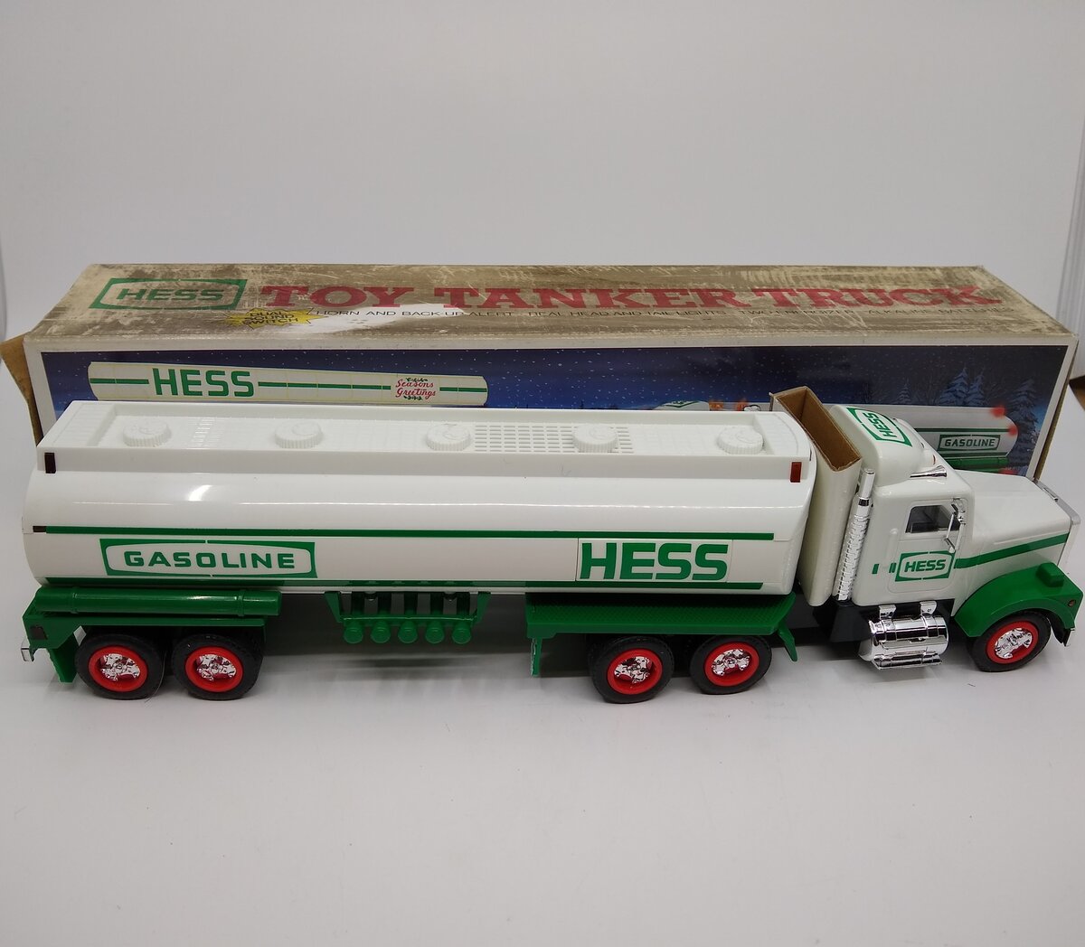 Hess 1:64 Diecast 1990 Toy Tanker Truck
