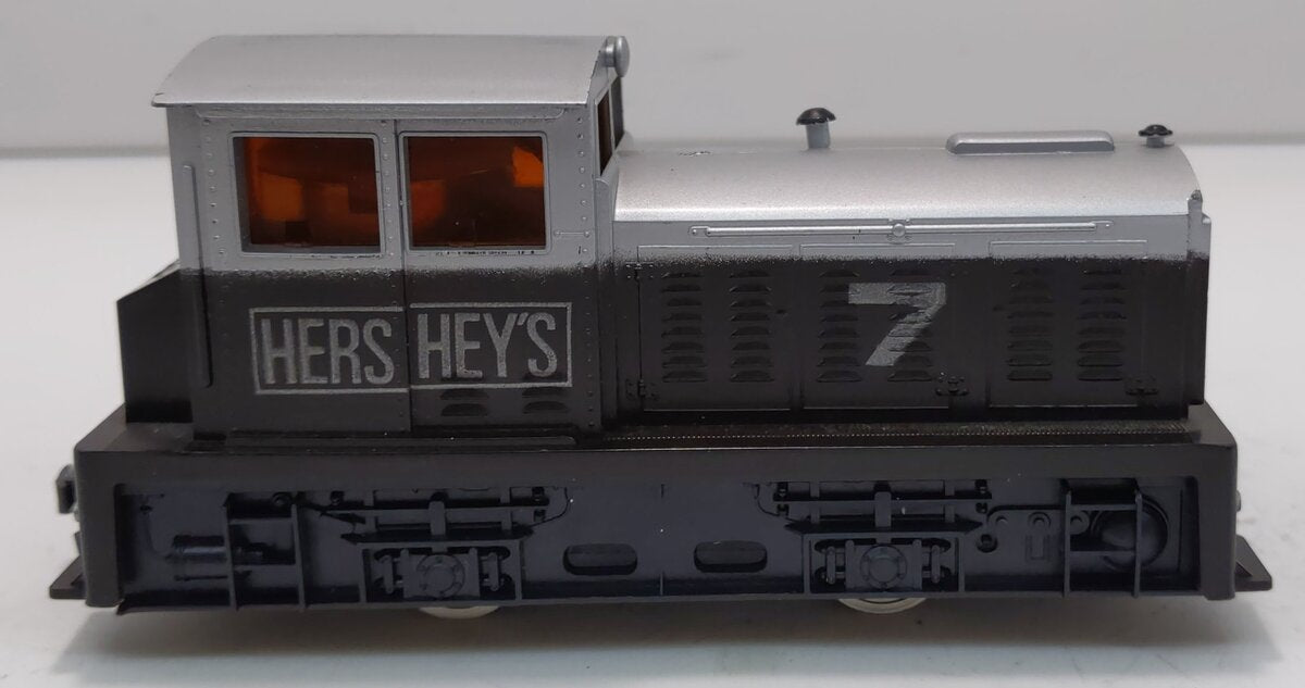 Model Power 6669 HO Loco DDT Hershey''s Diesel Swicher #7