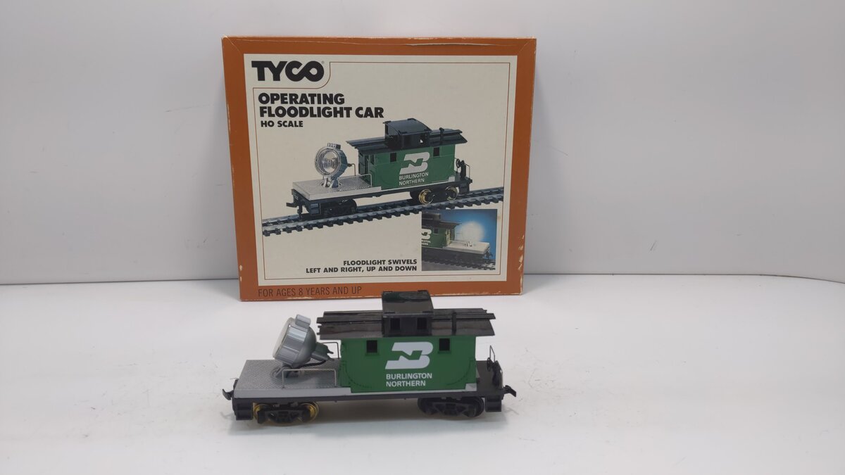 Tyco 346 HO Operating Floodlight Car Model Kit – Trainz