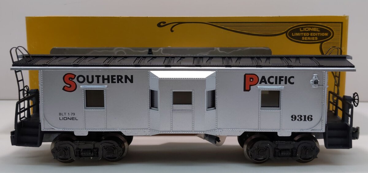 Lionel 6-9316 O Gauge Southern Pacific Bay Window Caboose LN/Box