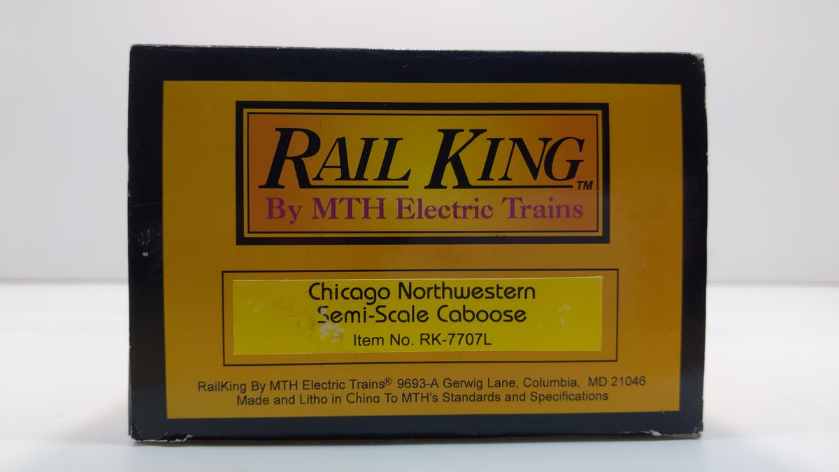 MTH 30-7707 O Gauge Chicago Northwestern Semi-Scale Caboose #12560 LN/Box