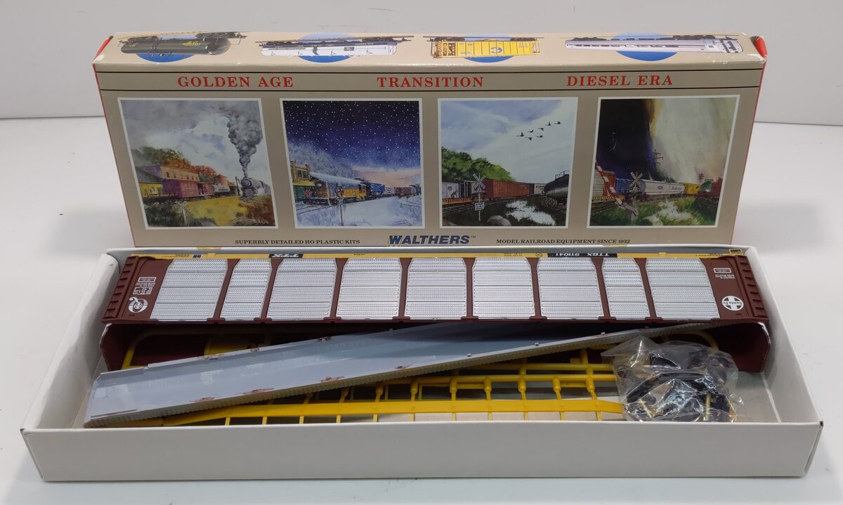 Walthers 932-4812 HO Scale Santa Fe 89' Enclosed Auto Carrier #911041 Kit