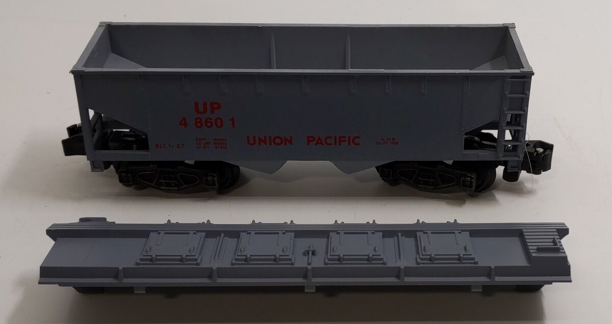 American Flyer 6-48601 S Gauge Union Pacific Covered Hopper #48601 NIB