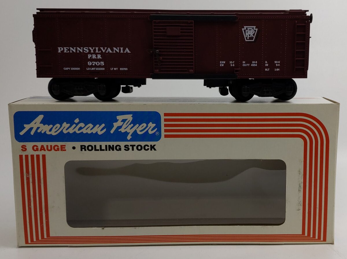American Flyer 4-9705 S Gauge Pennsylvania Railroad Boxcar #9705 LN/Box
