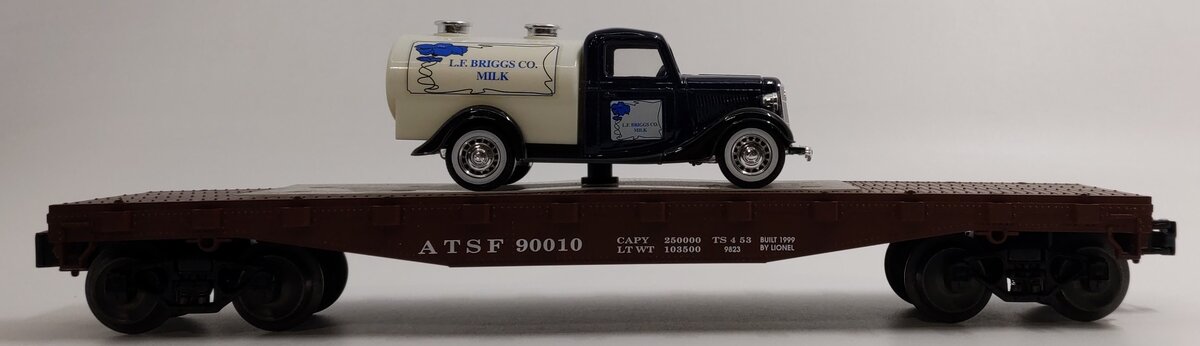 Lionel 6-17529 O Gauge AT&SF Flatcar w/Ford Milk Truck #90010 LN/Box