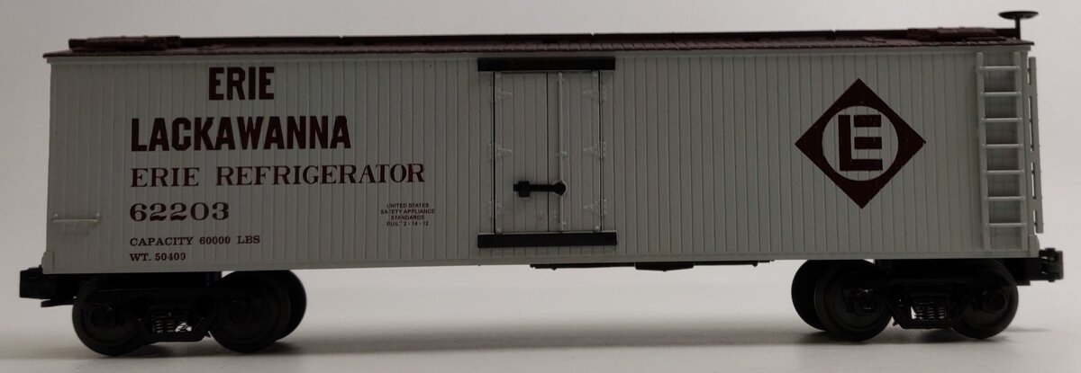 MTH 30-8601 O Gauge Erie-Lackawanna Die-Cast Reefer Car NIB