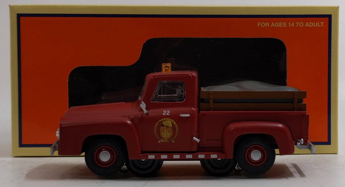 Lionel 6-39533 O Canadian Pacific 1955 MOW Pickup Truck w/Railroad Wheels 3-Rail