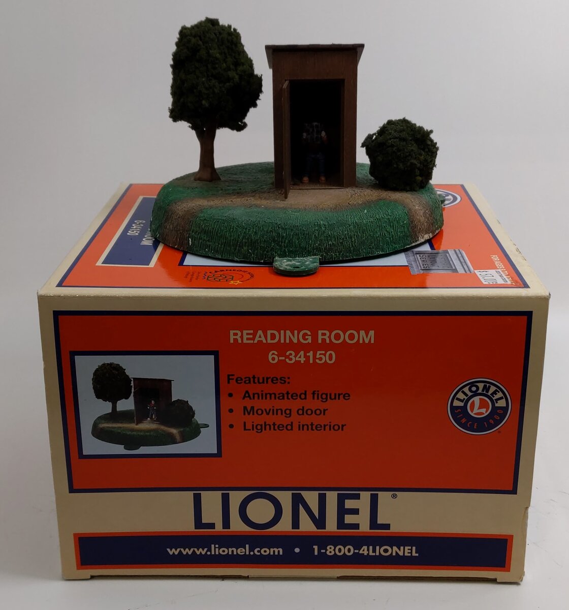 Lionel 6-34150 O The Reading Room Operating Outhouse