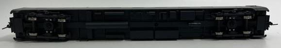 Walthers 932-9310 HO Scale New York Central 20th Century Lounge Car LN/Box