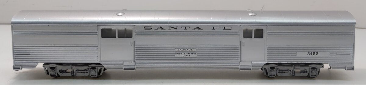 Con-Cor 0001-000742 HO Santa Fe 70' Baggage Car with Corrugated Sides