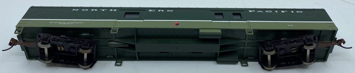 Con-Cor 0001-010206 HO Northern Pacific 72' Baggage Car #200