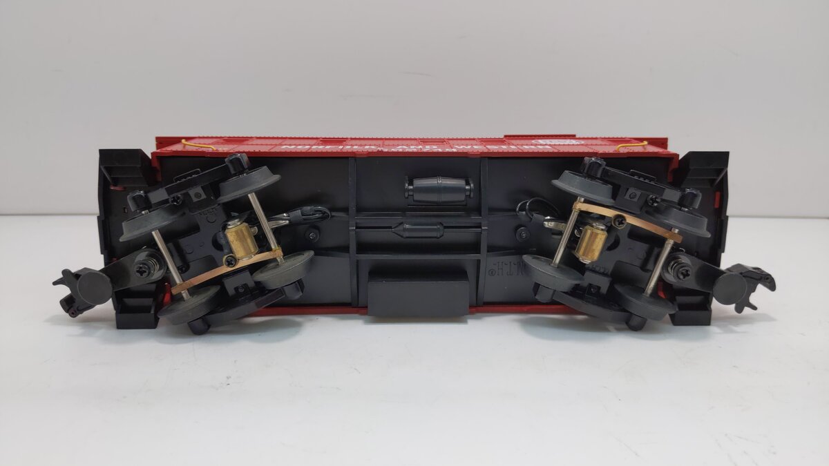 MTH 20-91017 O Gauge Norfolk & Western Steel Caboose #562748 NIB