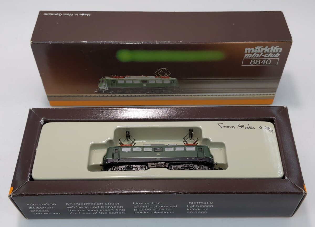 Marklin 8840 Z Scale DB BR E 18 Electric Locomotive LN/Box
