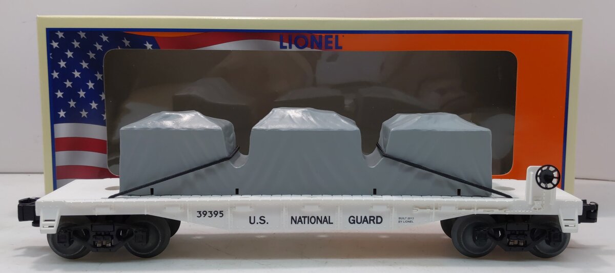 Lionel 6-39395 O USA National Guard Flatcar w/ Tarped Load LN/Box