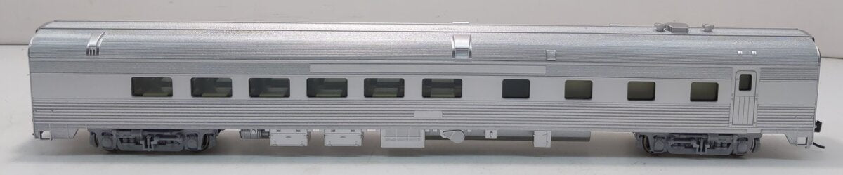 Walthers 910-30150 HO Painted, Unlettered 85' Budd Diner - Passenger Car LN/Box