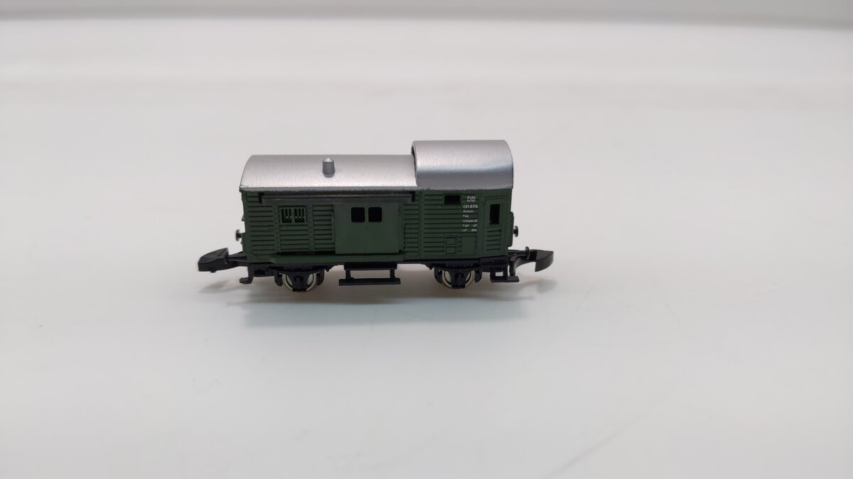 Marklin 8609 Z Scale DB German Federal Railroad Freight Train Baggage Car