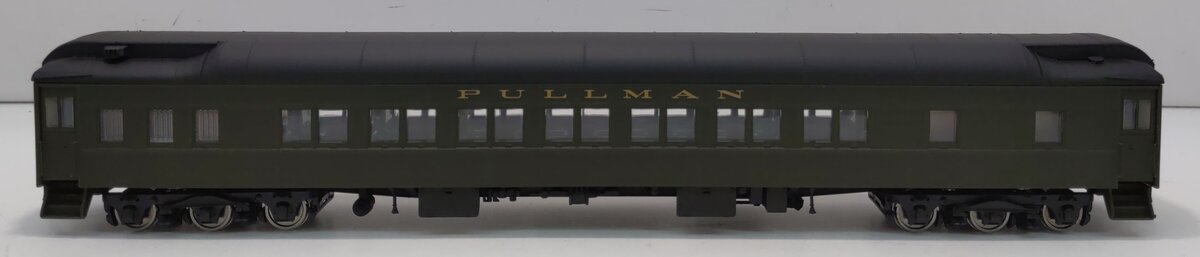 Walthers 932-10201 HO Scale Pullman Heavyweight 14 Section Passenger Coach LN/Box
