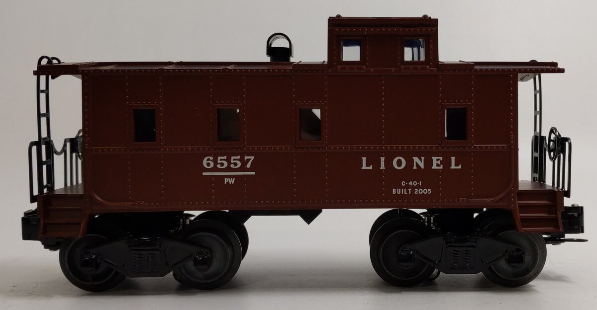 Lionel 6-29714 O Gauge PWC Lionel Lines Smoking Caboose #6557