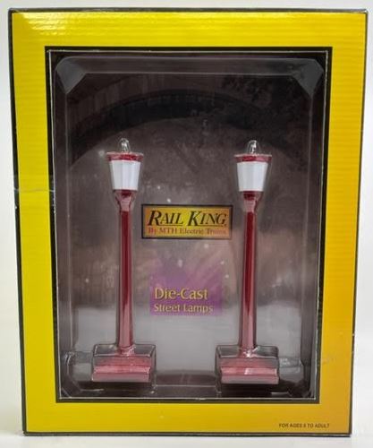 MTH 30-11001 Red #35 Street Lamp Set (Set of 2) NIB