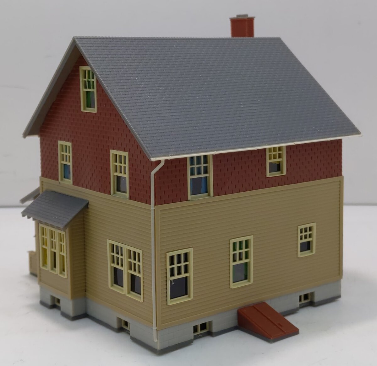 Atlas 611 HO Lovely Ladies Home Series Kate's Colonial Home Assembled