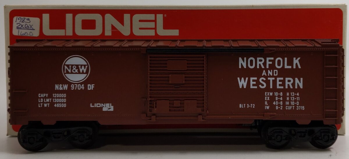 Lionel 6-9704 O Gauge Norfolk and Western Tuscan Boxcar LN/Box