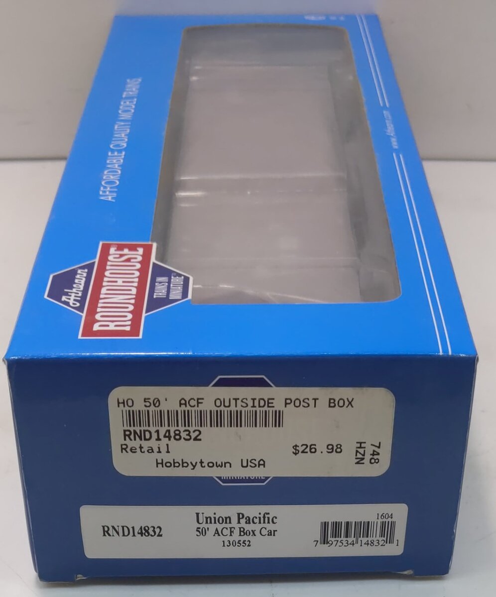 Roundhouse 14832 HO Scale Union Pacific 50' ACF Outside Post Box Car #130552