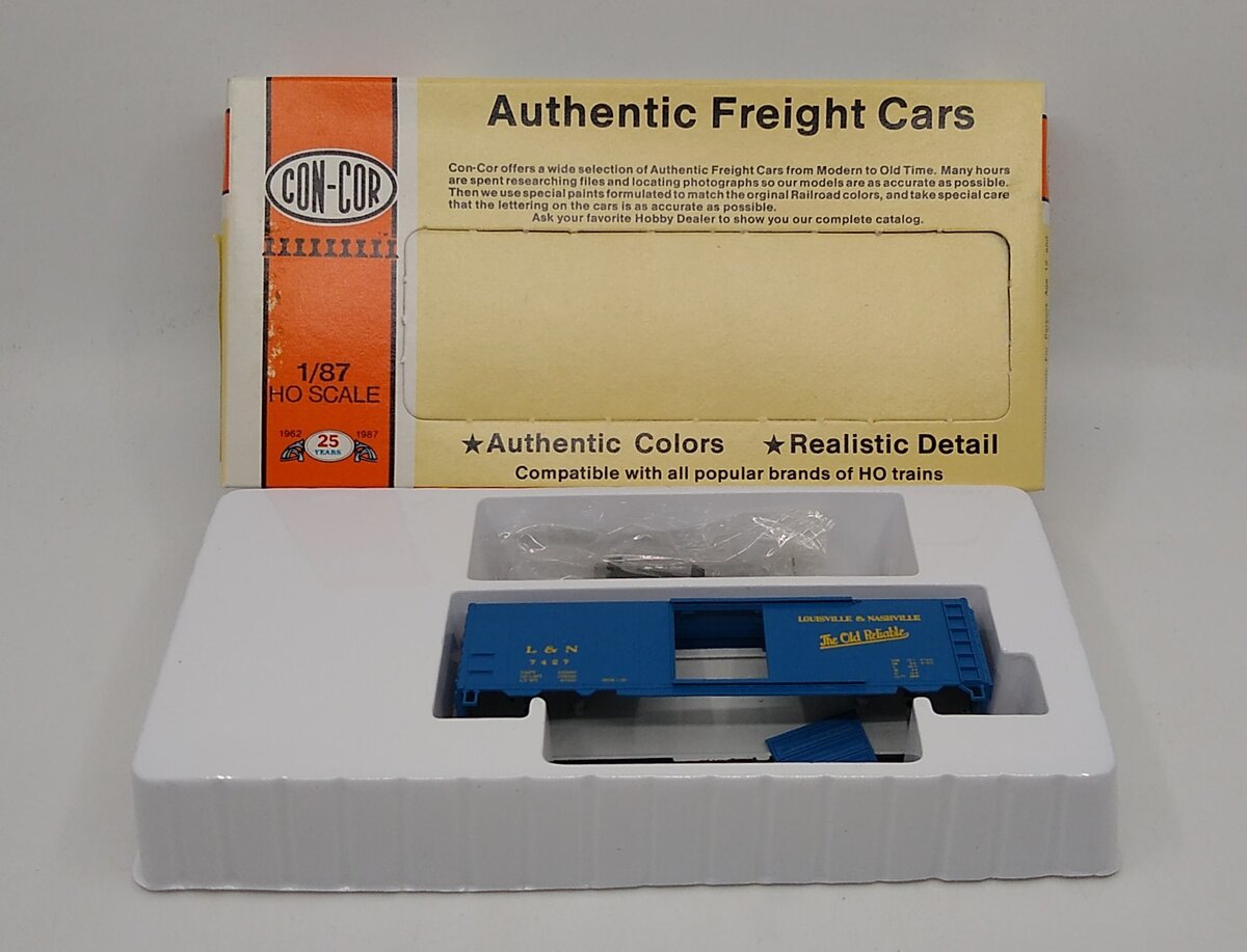Con-Cor 0001-009415 HO Scale Louisville and Nashville Boxcar # 7427 Kit