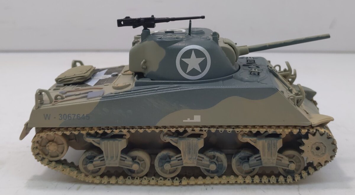 Corgi CC51006 1:50 Scale M4A3 Sherman Tank U.S. Army 2nd Armored Division
