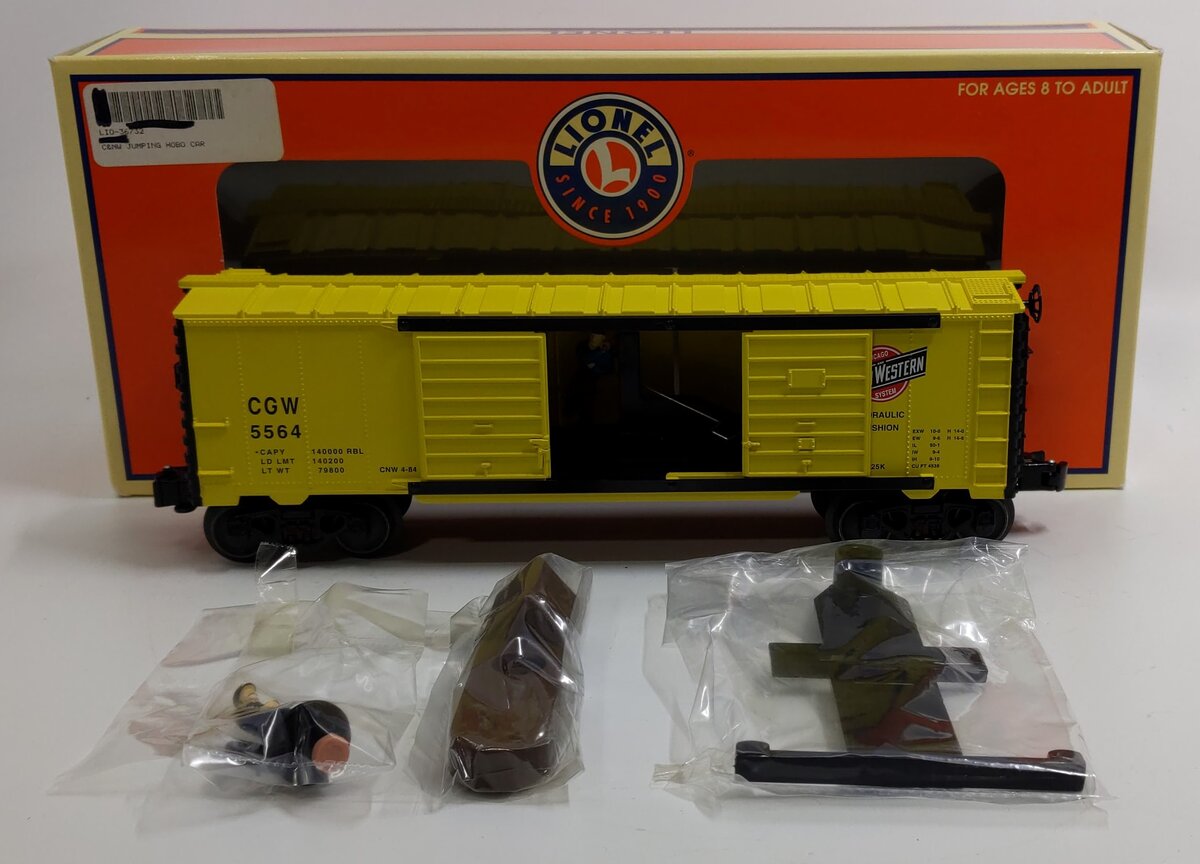 Lionel 6-36732 O Gauge Chicago & North Western Operating Jumping Hobo Car #5564 NIB