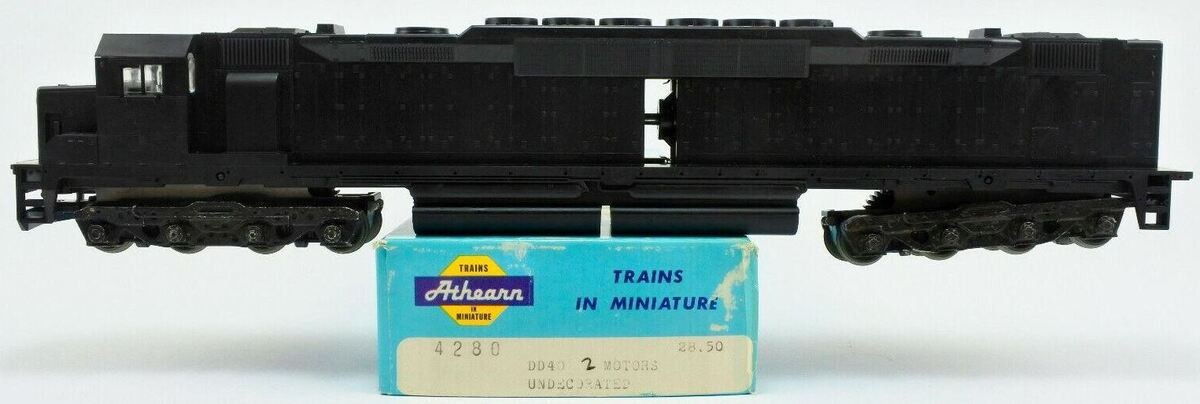 Athearn 4280 HO Scale Undecorated DD-40 2 Motors Powered Diesel Locomotive