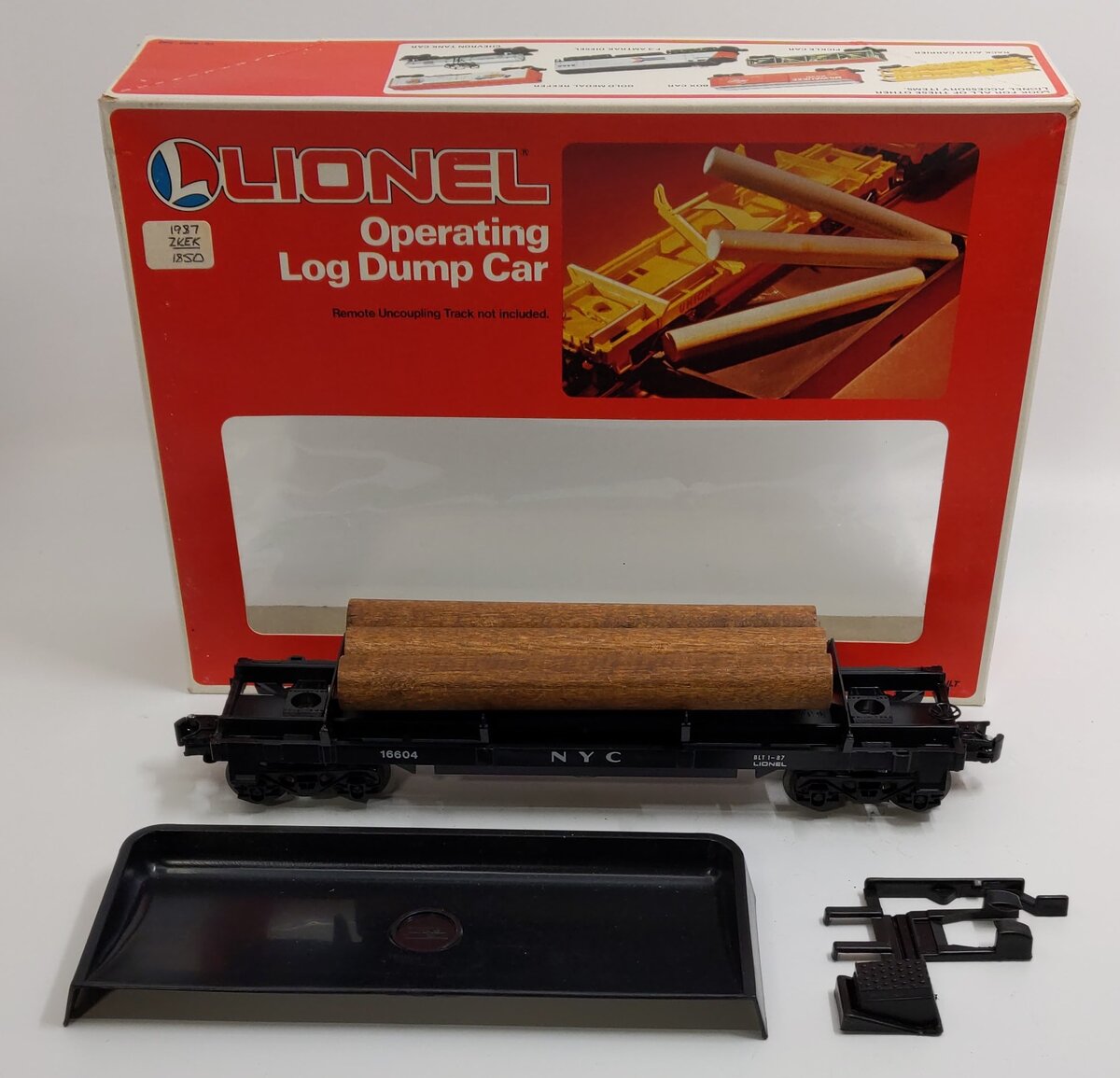 Lionel 6-16604 O Gauge New York Central Operating Log Dump Car LN/Box