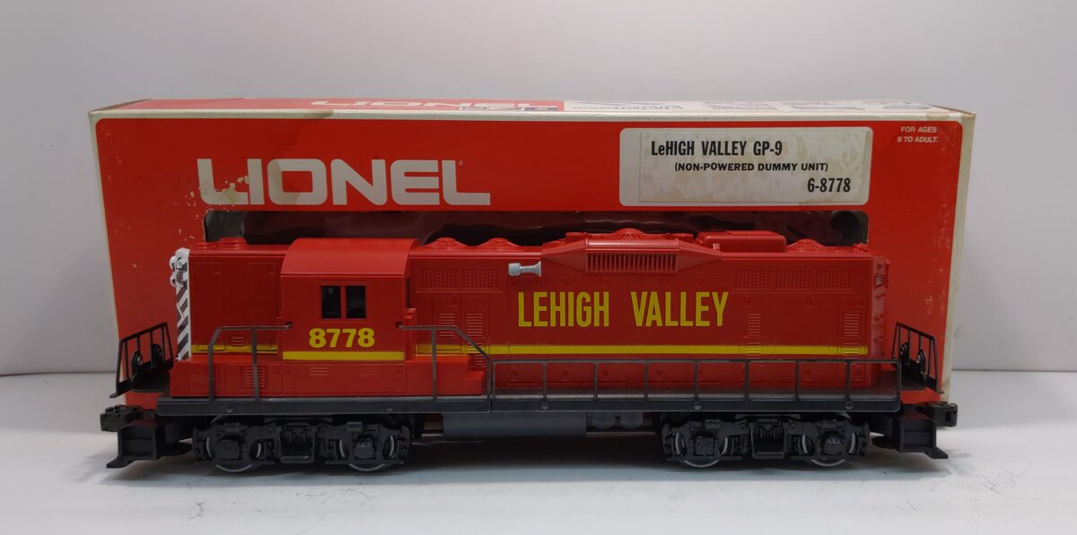 Lionel 6-8778 O Gauge Lehigh Valley GP-9 Non-Pwd. Diesel Locomotive LN/Box
