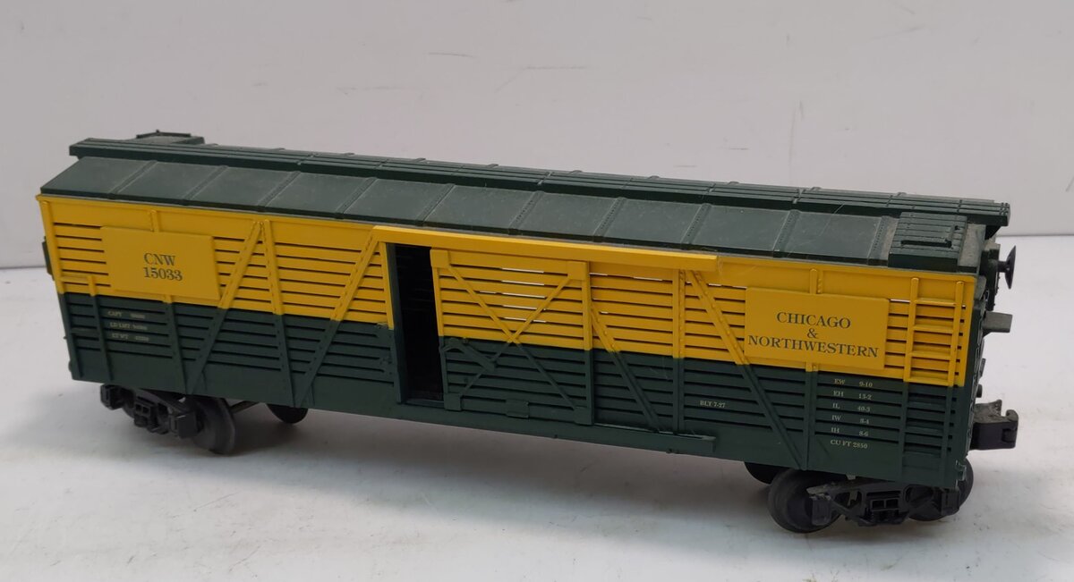 MTH 30-7109 O Gauge CNW Yellow & Green Semi-Scale Stock Car #15033 LN/Box