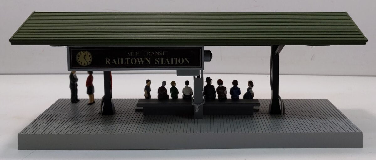 MTH 30-9163 RailTown Operating Station Platform NIB