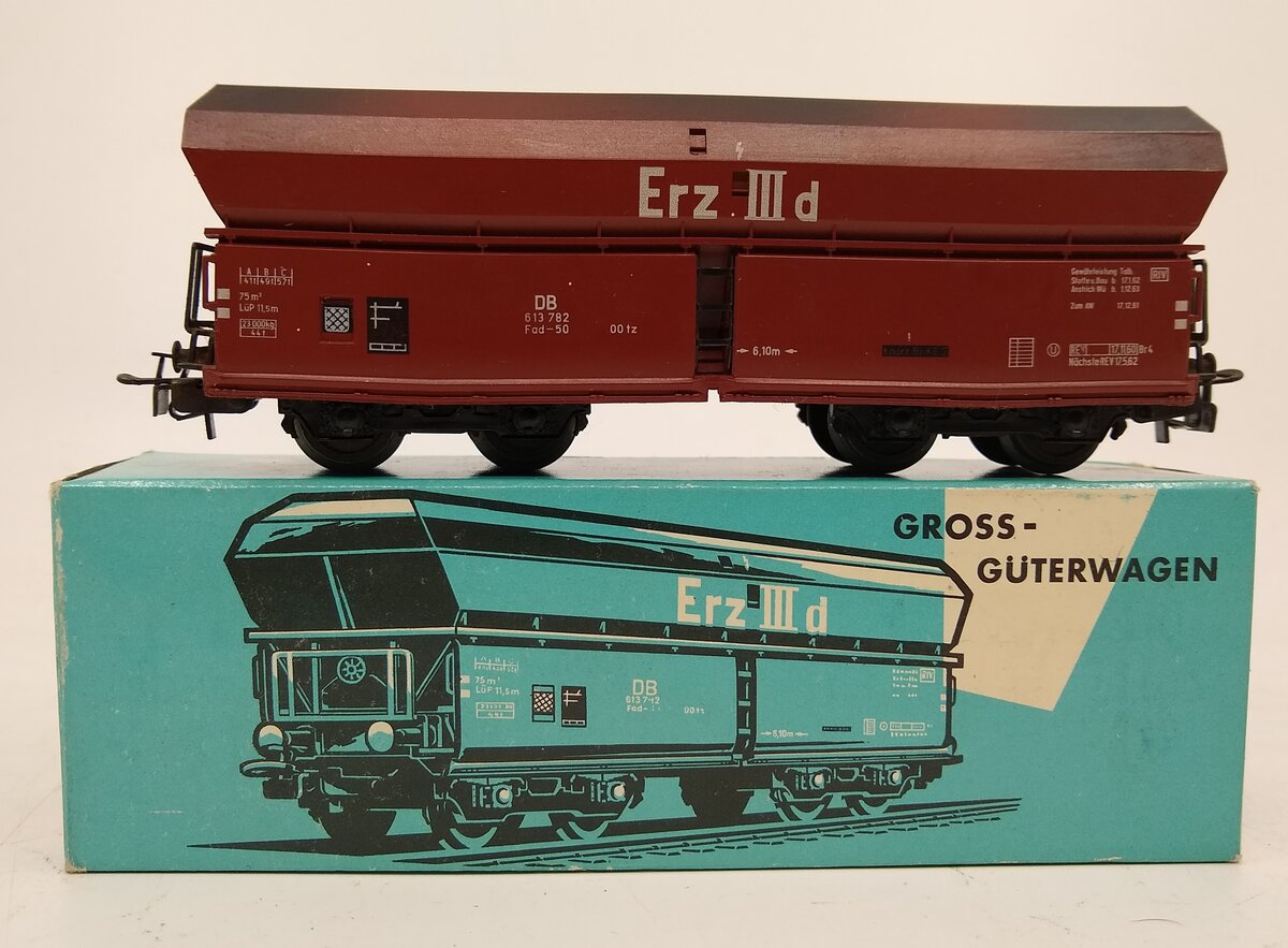 Marklin 4624 HO Scale Deutsche Bahn Hopper Car